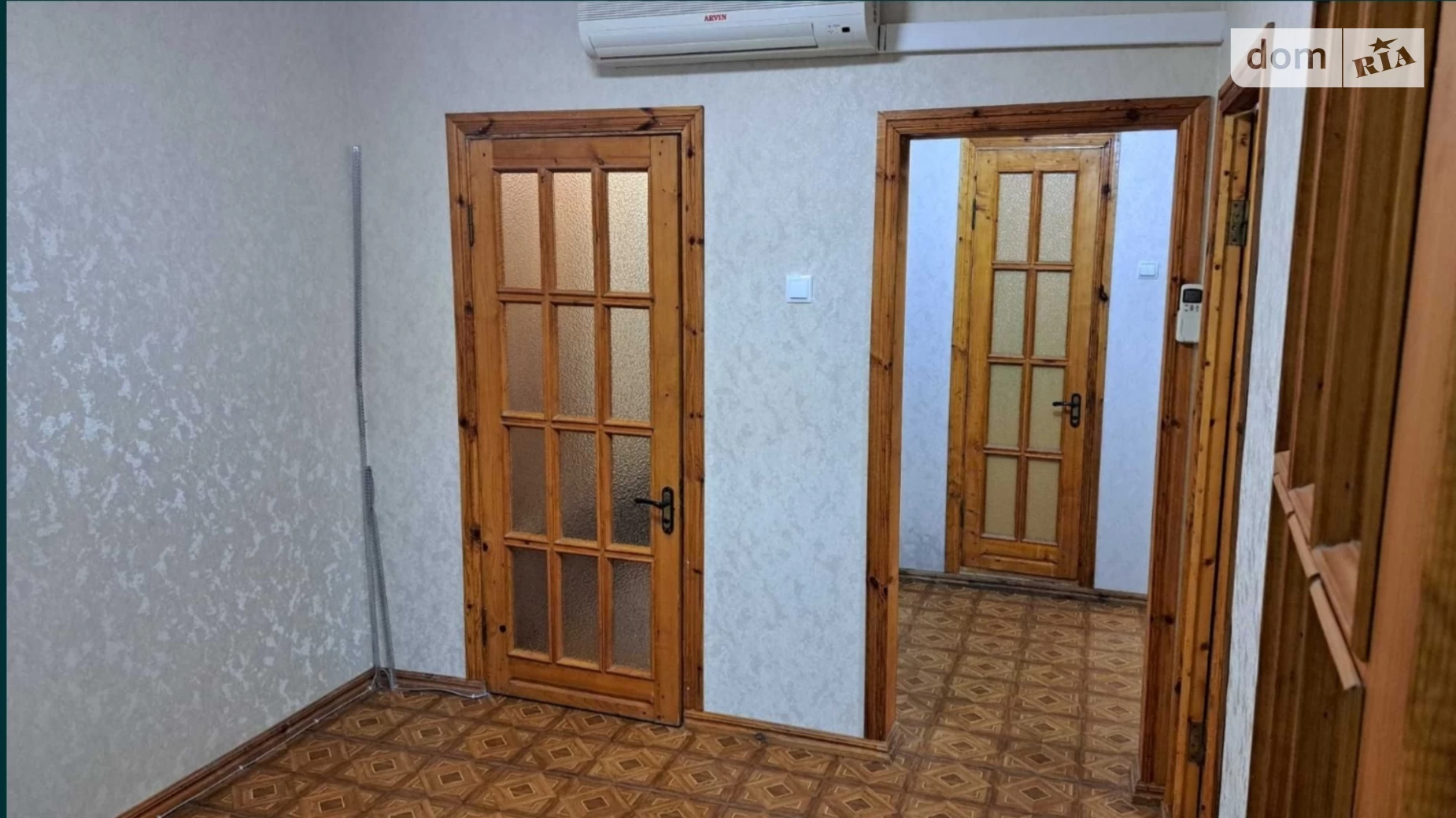 Продается 3-комнатная квартира 68.7 кв. м в, цена: 36000 $ - фото 2