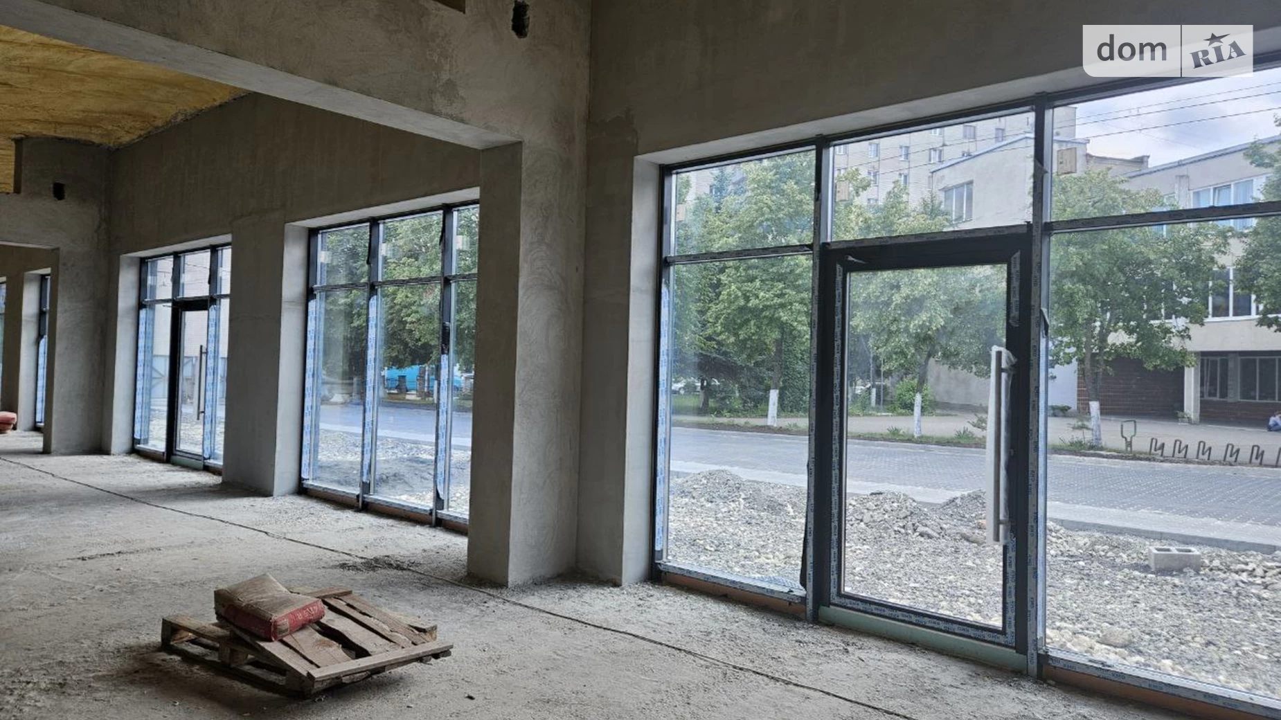 Здається в оренду приміщення вільного призначення 53 кв. м в 1-поверховій будівлі, цена: 795 $ - фото 2