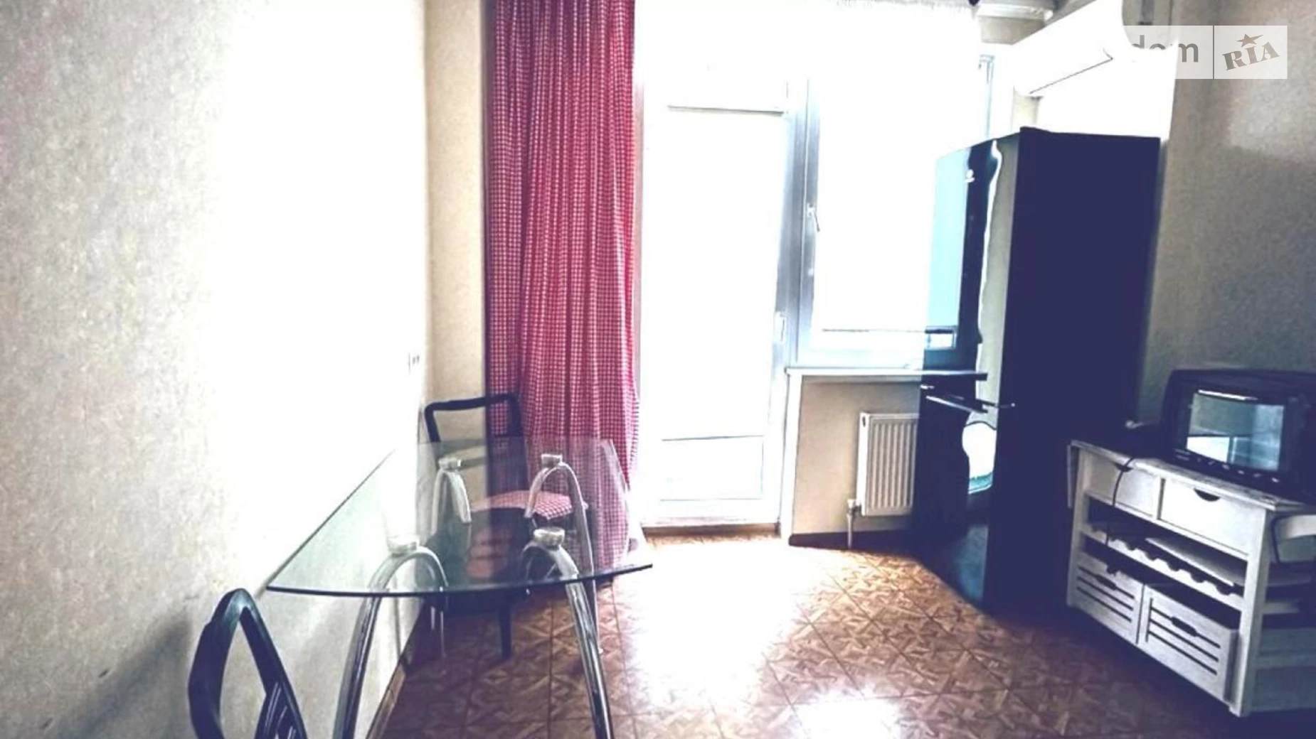 Продается 1-комнатная квартира 43.7 кв. м в Лиманке, мас. Радужный, 6 - фото 2