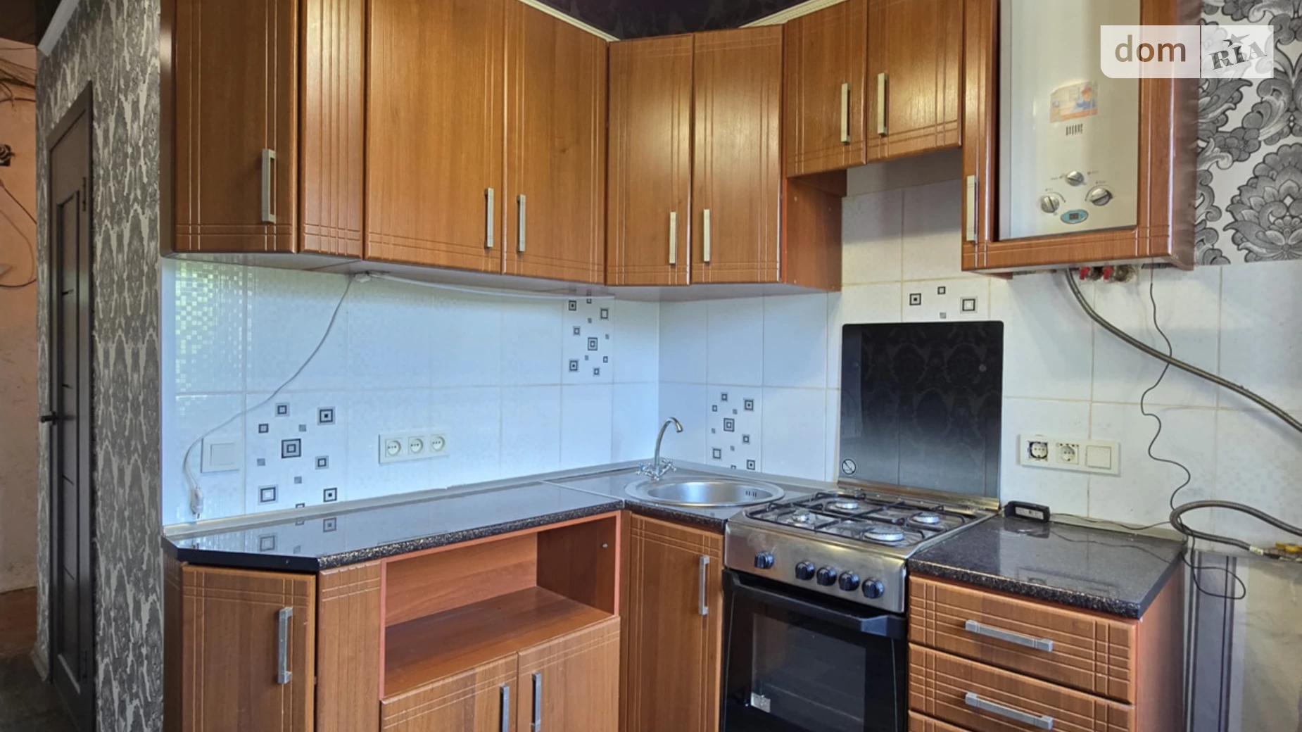 Продается 3-комнатная квартира 55.5 кв. м в Кривом Роге, ул. Дмитрия Войчишена, 12 - фото 2