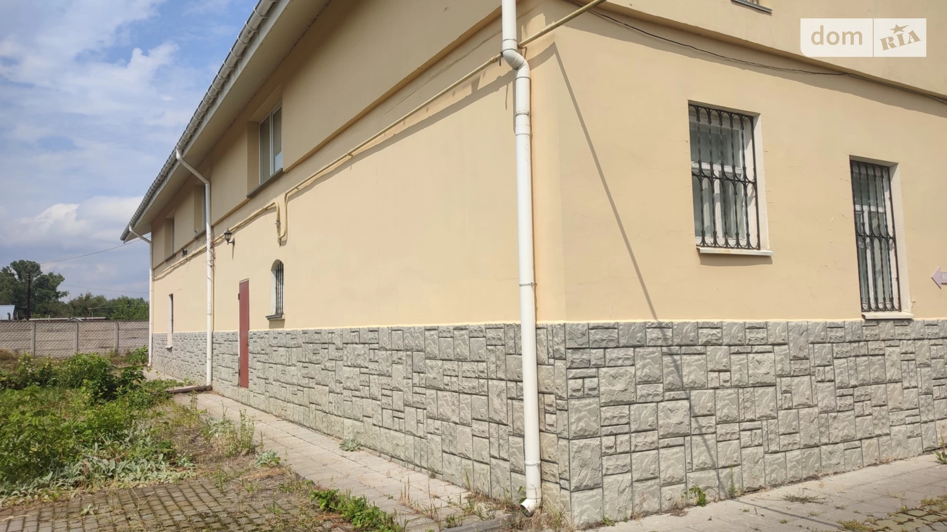 Продается объект сферы услуг 615 кв. м в 2-этажном здании, цена: 300000 $ - фото 5