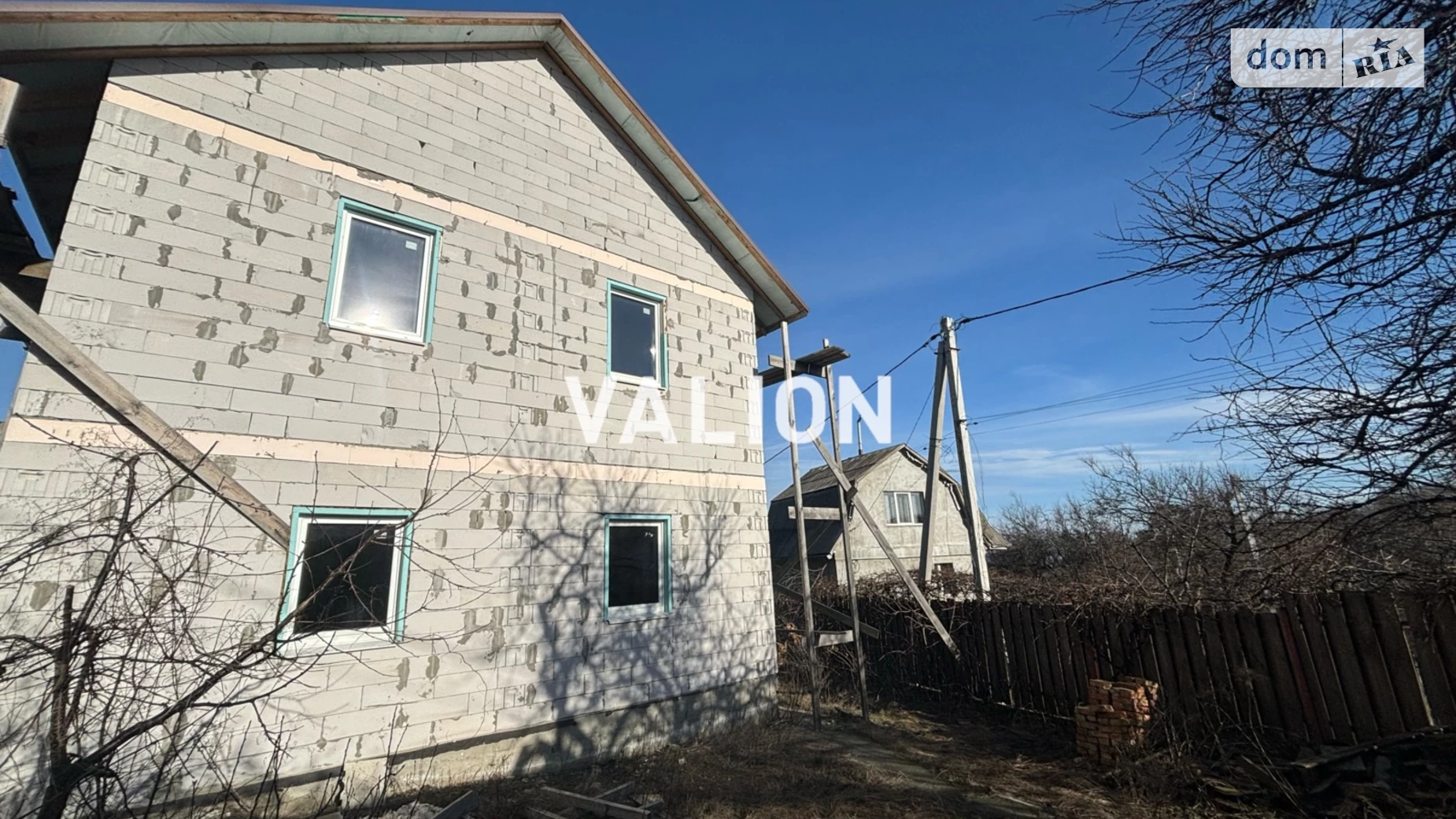 Продается дом на 2 этажа 178.7 кв. м с гаражом, цена: 56000 $ - фото 2