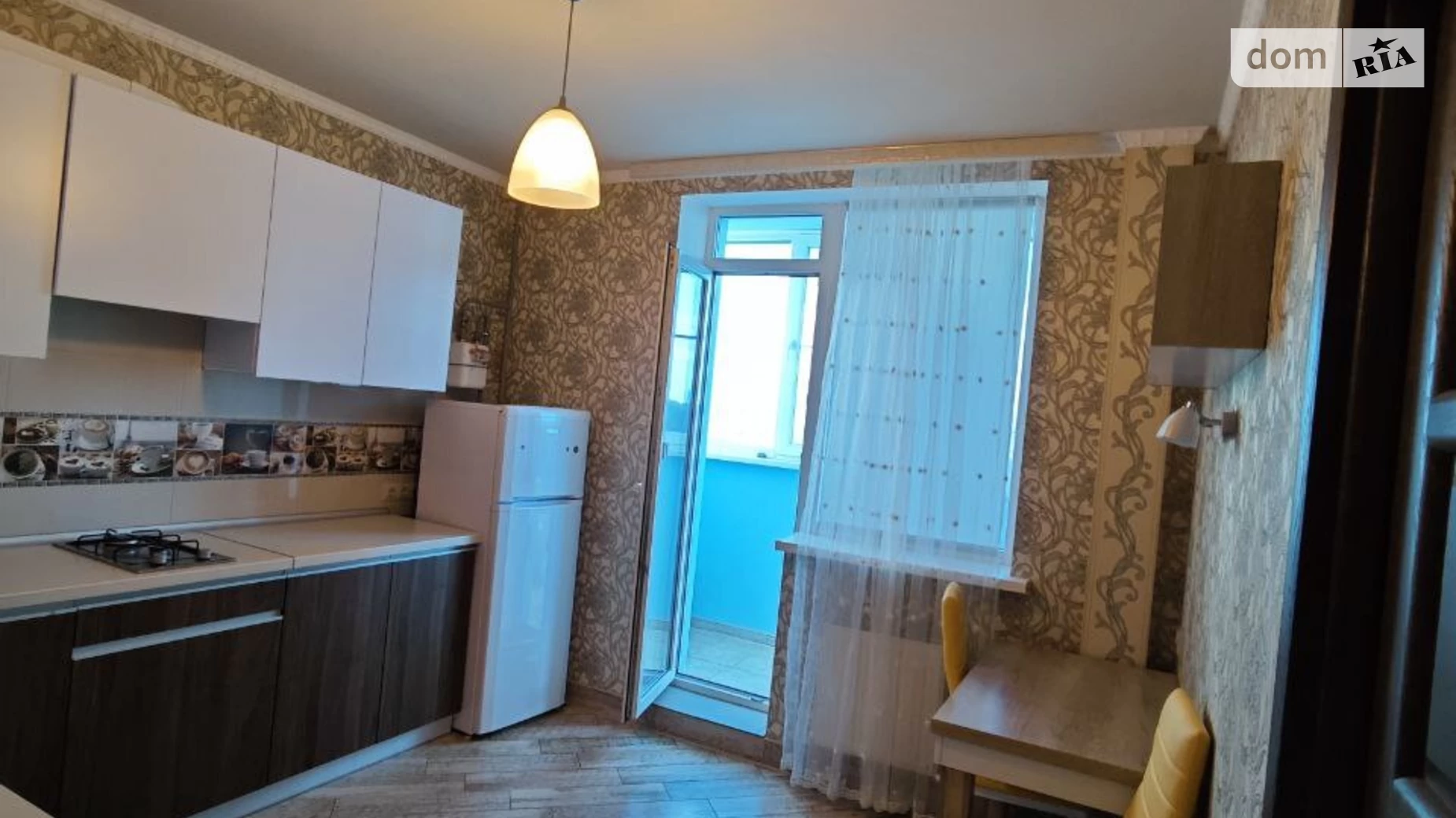 Продается 1-комнатная квартира 41 кв. м в Харькове, ул. Александра Зубарева, 34 - фото 2