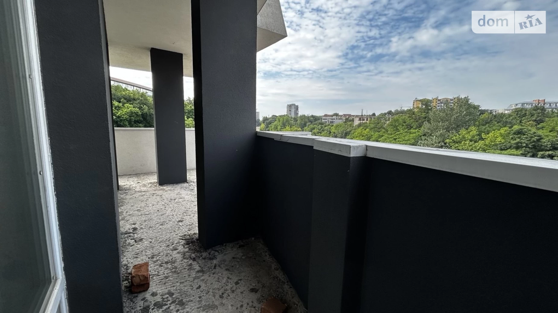 Продается 3-комнатная квартира 87 кв. м в Львове, ул. Стуса Василия, 51-53 - фото 2