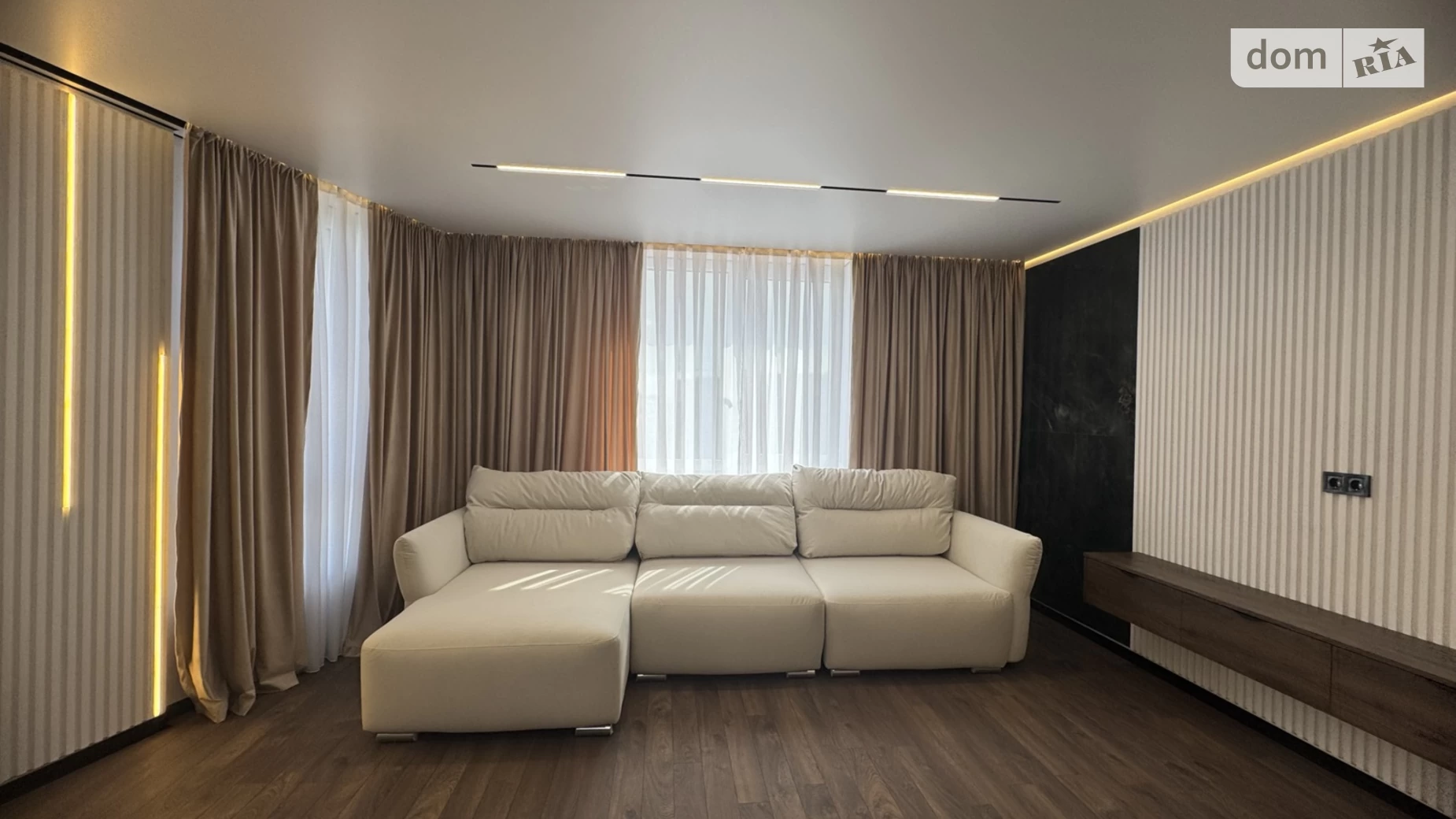 Продається 3-кімнатна квартира 98 кв. м у Івано-Франківську, вул. Юліана Пелеша(Крайківського), 3 корпус 6 - фото 2