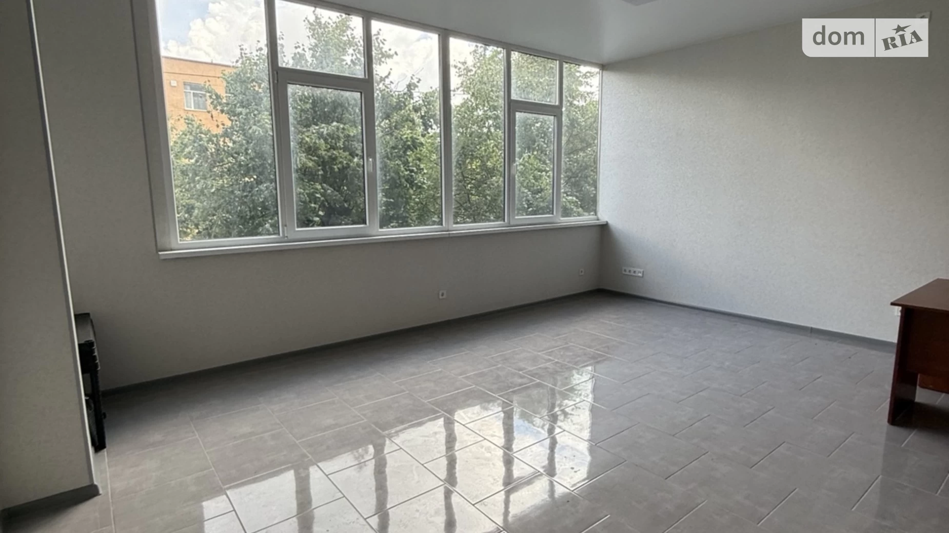 Продається офіс 29 кв. м в бізнес-центрі, цена: 22000 $ - фото 2