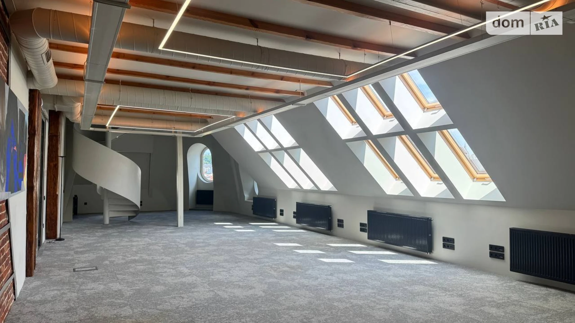 Здається в оренду офіс 544.8 кв. м в бізнес-центрі, цена: 8000 $ - фото 2