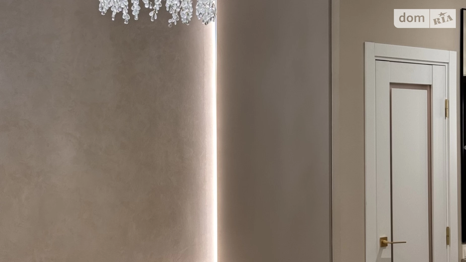 2-кімнатна квартира 57 кв. м у Тернополі, цена: 75000 $ - фото 2