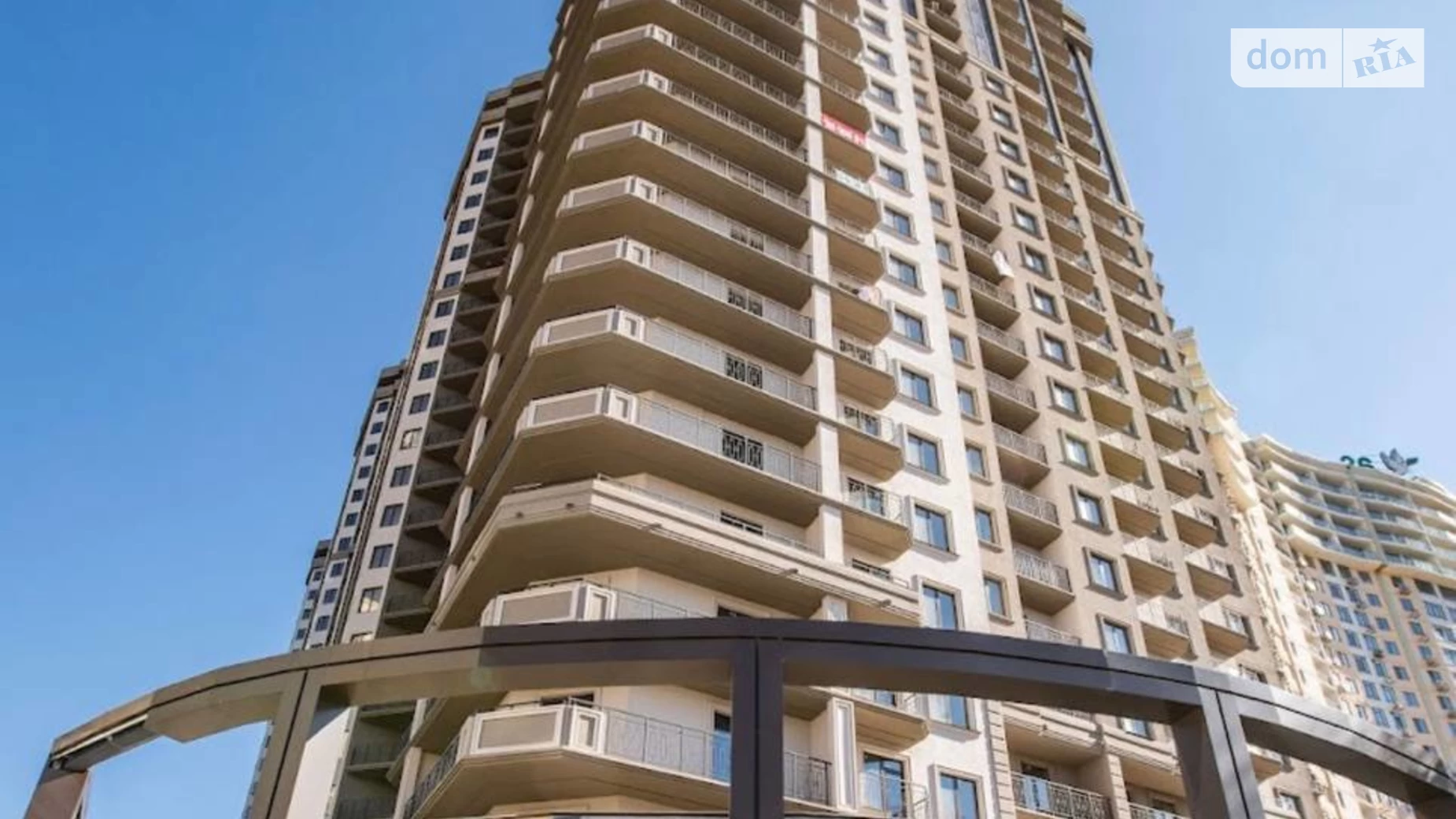 Продается 2-комнатная квартира 87 кв. м в Одессе, ул. Генуэзская, 1Г - фото 2