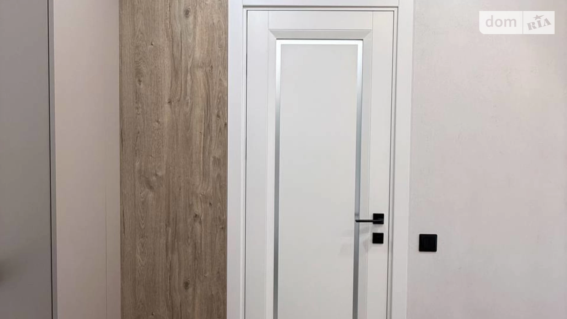 Продается 1-комнатная квартира 43.5 кв. м в Ивано-Франковске, ул. Ребета Л., 10Д - фото 2