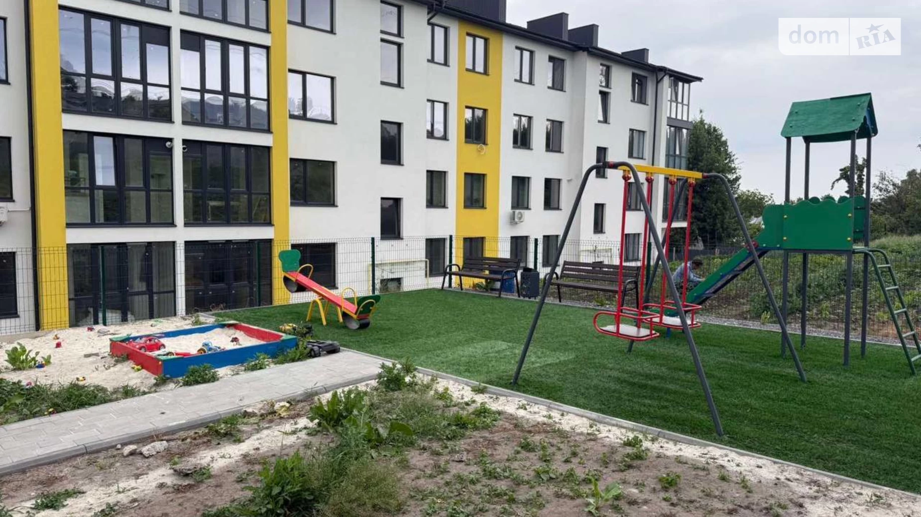 Продается 2-комнатная квартира 76.5 кв. м в Петрикове, ул. Шептицкого, 100Д - фото 3