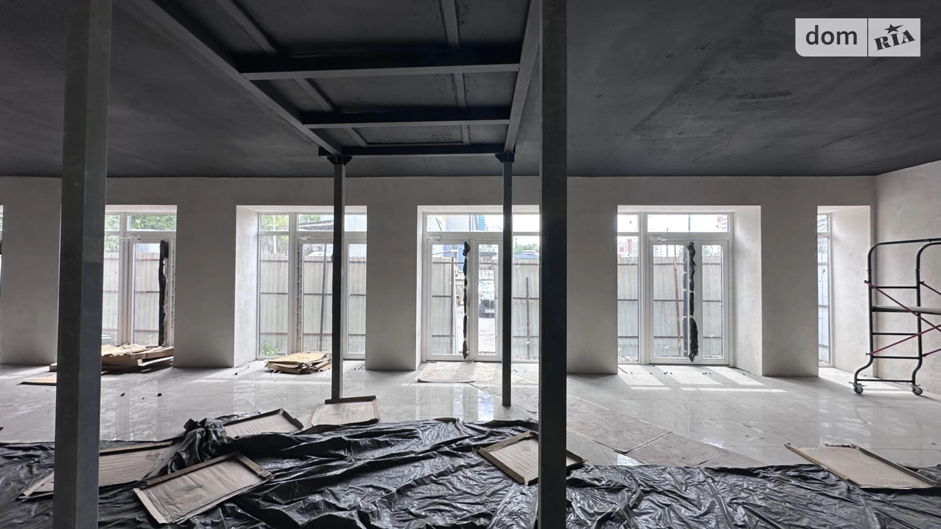 Сдается в аренду помещения свободного назначения 220 кв. м в 3-этажном здании, цена: 2200 $ - фото 5
