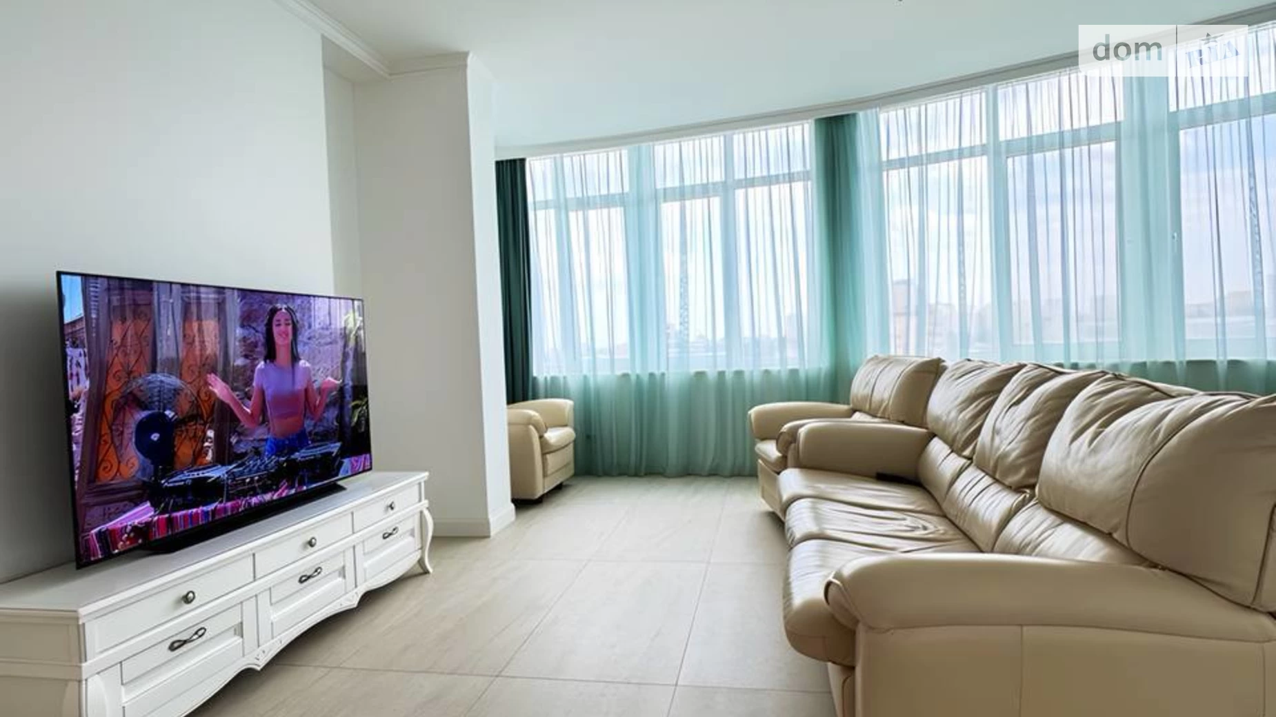 Продается 3-комнатная квартира 101.6 кв. м в Днепре, ул. Исполкомовская, 24Б - фото 2