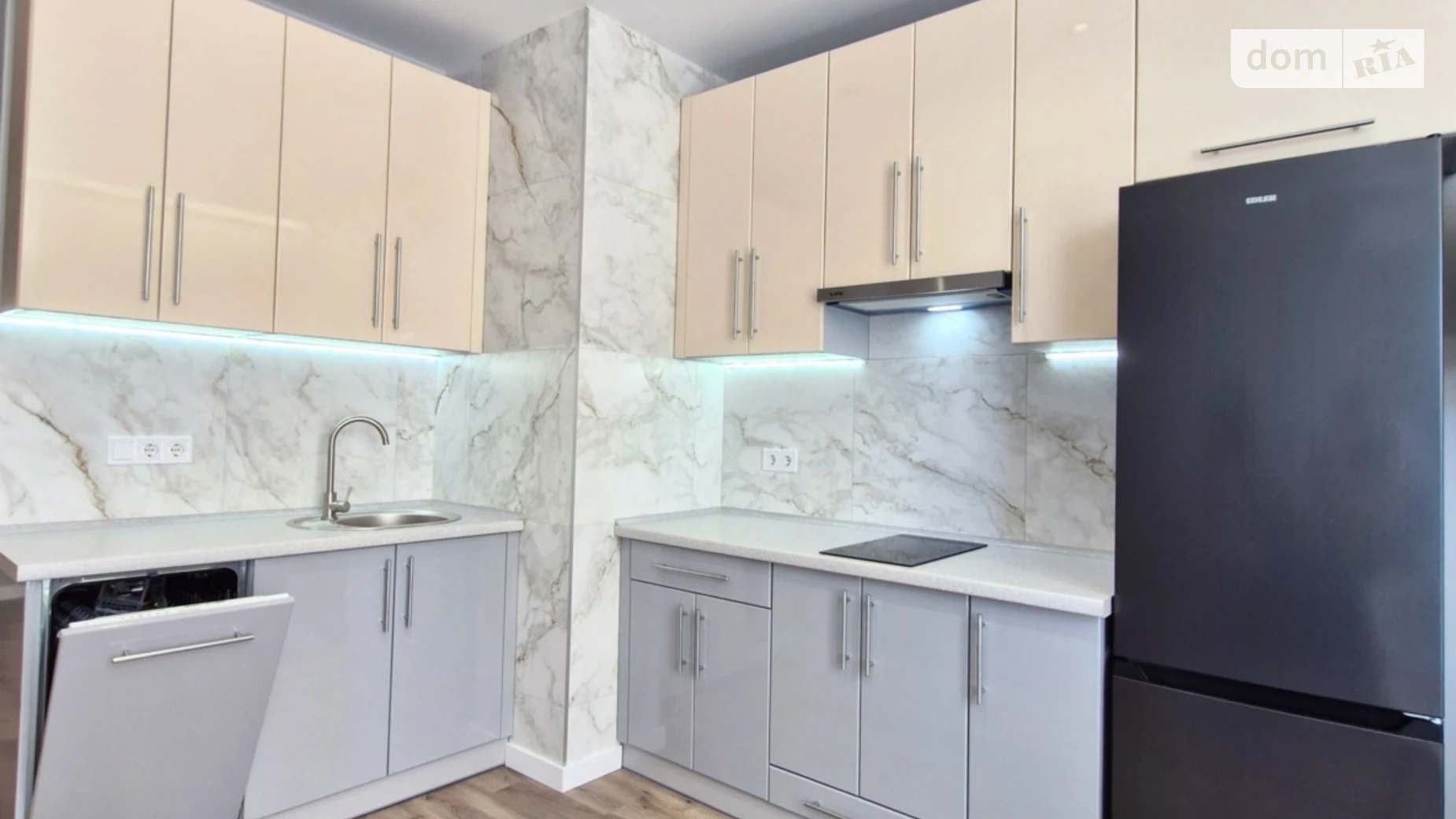 Продається 1-кімнатна квартира 35 кв. м у Києві, вул. Бердника Олеся, 1В - фото 4