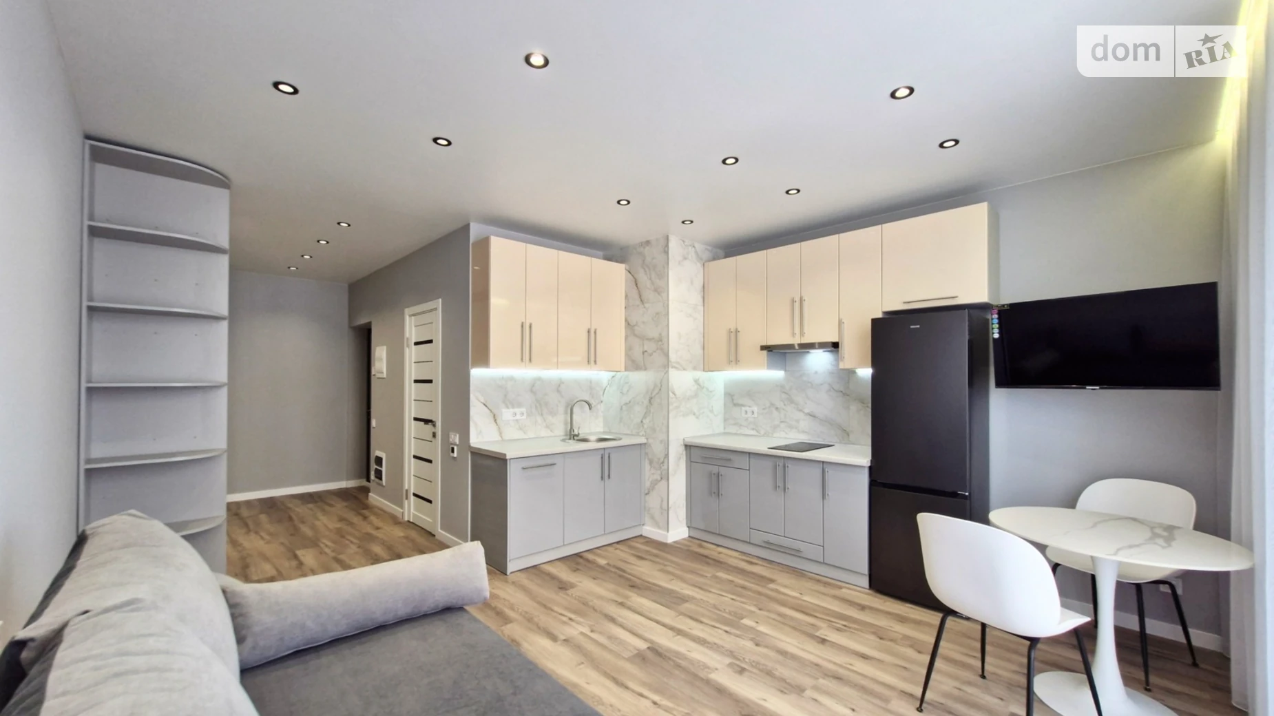 Продається 1-кімнатна квартира 35 кв. м у Києві, вул. Бердника Олеся, 1В - фото 3