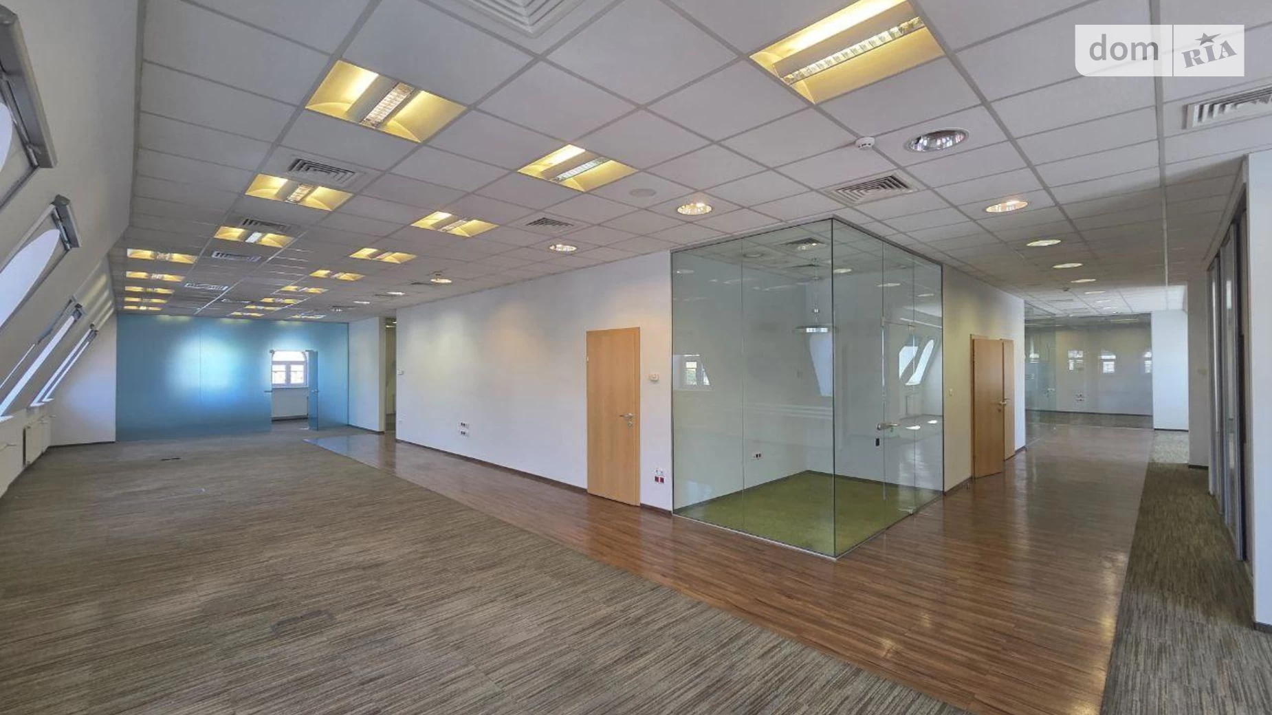 Сдается в аренду офис 487 кв. м в бизнес-центре, цена: 9800 $ - фото 2