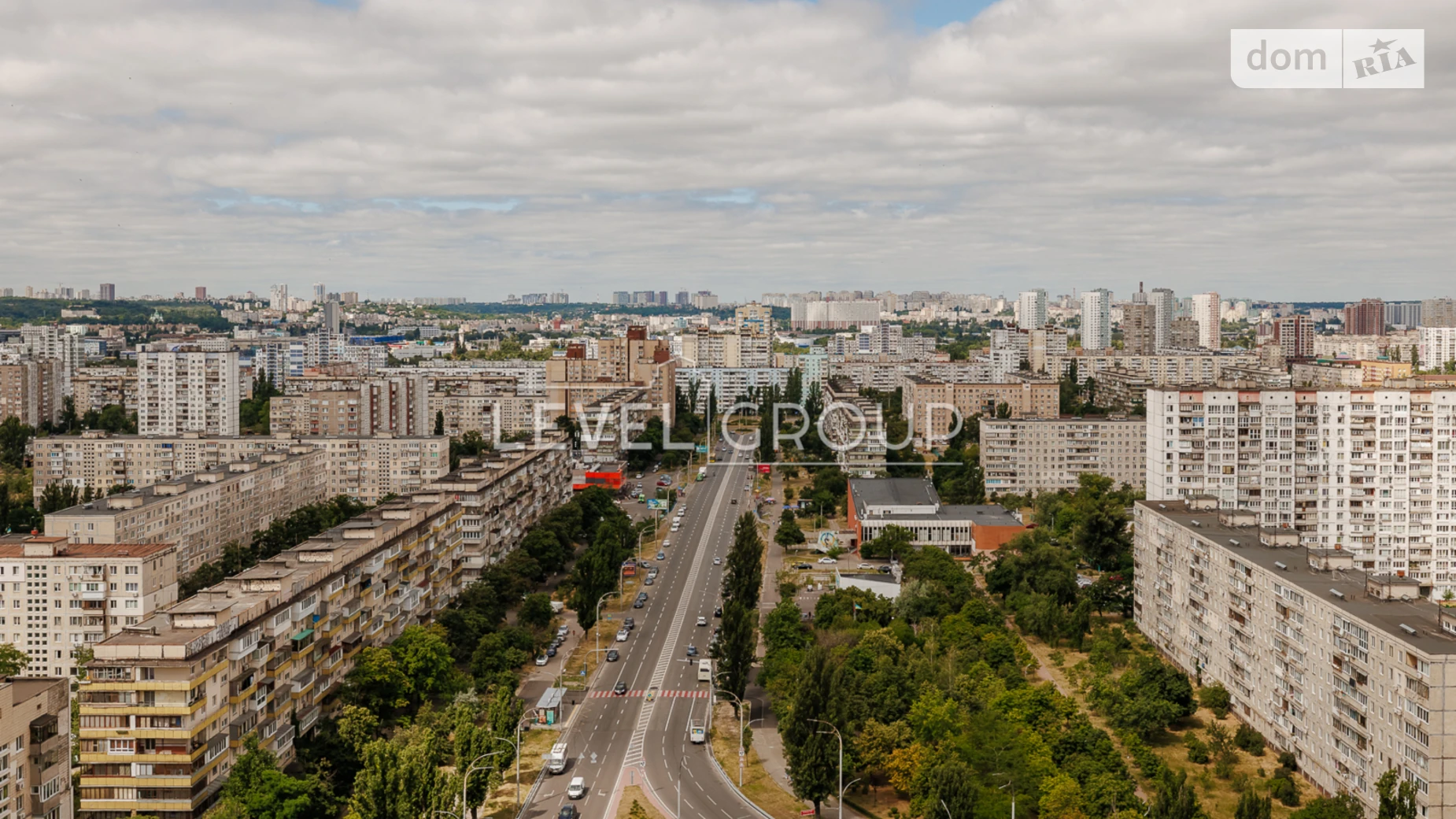 Продается 2-комнатная квартира 77.4 кв. м в Киеве, просп. Владимира Ивасюка, 6А корпус 2 - фото 3