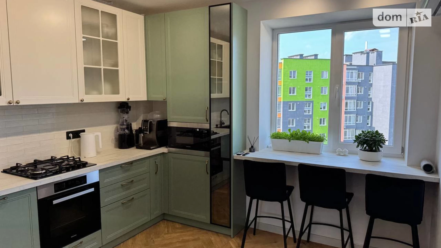 Продается 3-комнатная квартира 95 кв. м в Ивано-Франковске, ул. Приозерная, 28 - фото 2