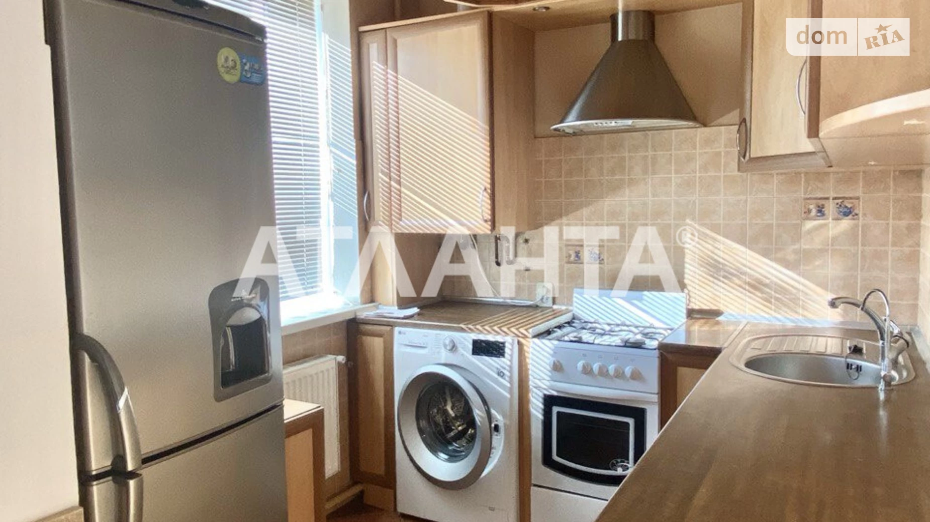 Продается 2-комнатная квартира 58 кв. м в Виннице, ул. Архитектора Артынова - фото 2