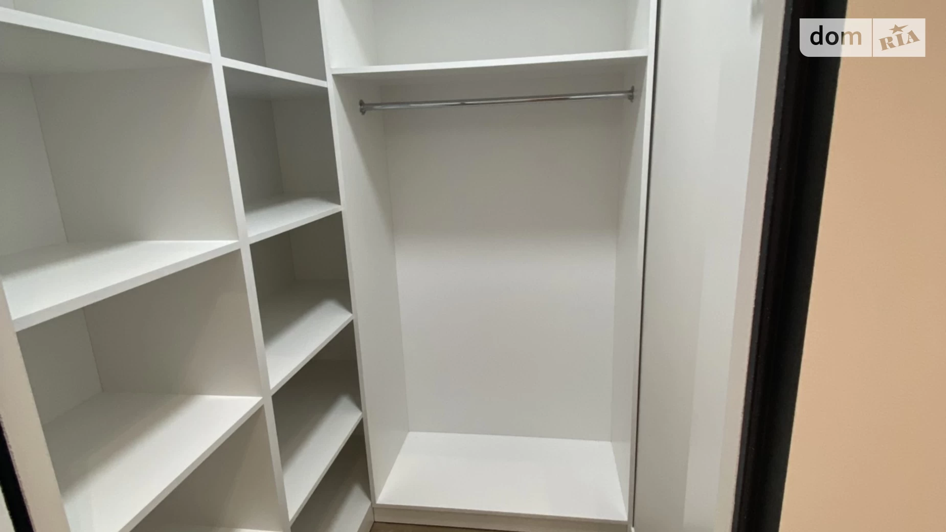 Продается 2-комнатная квартира 67 кв. м в Ивано-Франковске, ул. Высочана Семена, 18 - фото 5