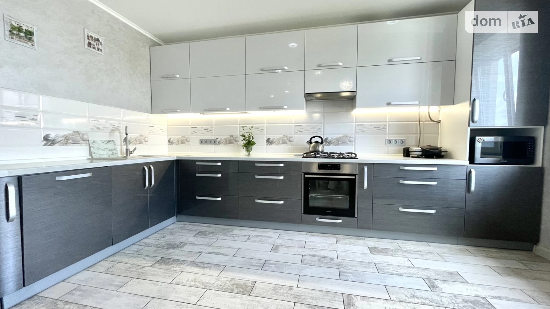 Продается 3-комнатная квартира 84.6 кв. м в Ровно, ул. Дворецкая, 46 - фото 4