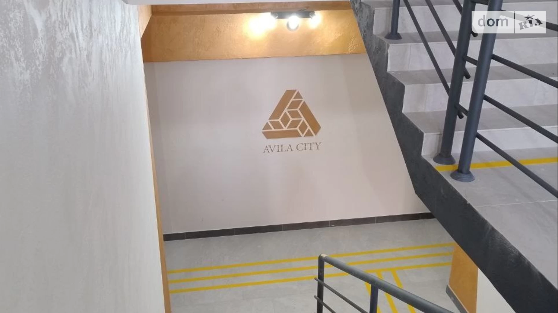 Продается 2-комнатная квартира 70.54 кв. м в Хмельницком, ул. Сечевых Стрельцов, 8Б - фото 3