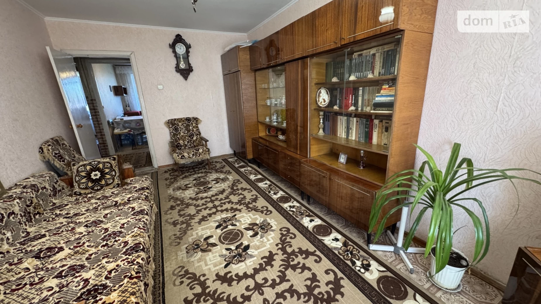 Продается 2-комнатная квартира 48.2 кв. м в, цена: 22900 $ - фото 2