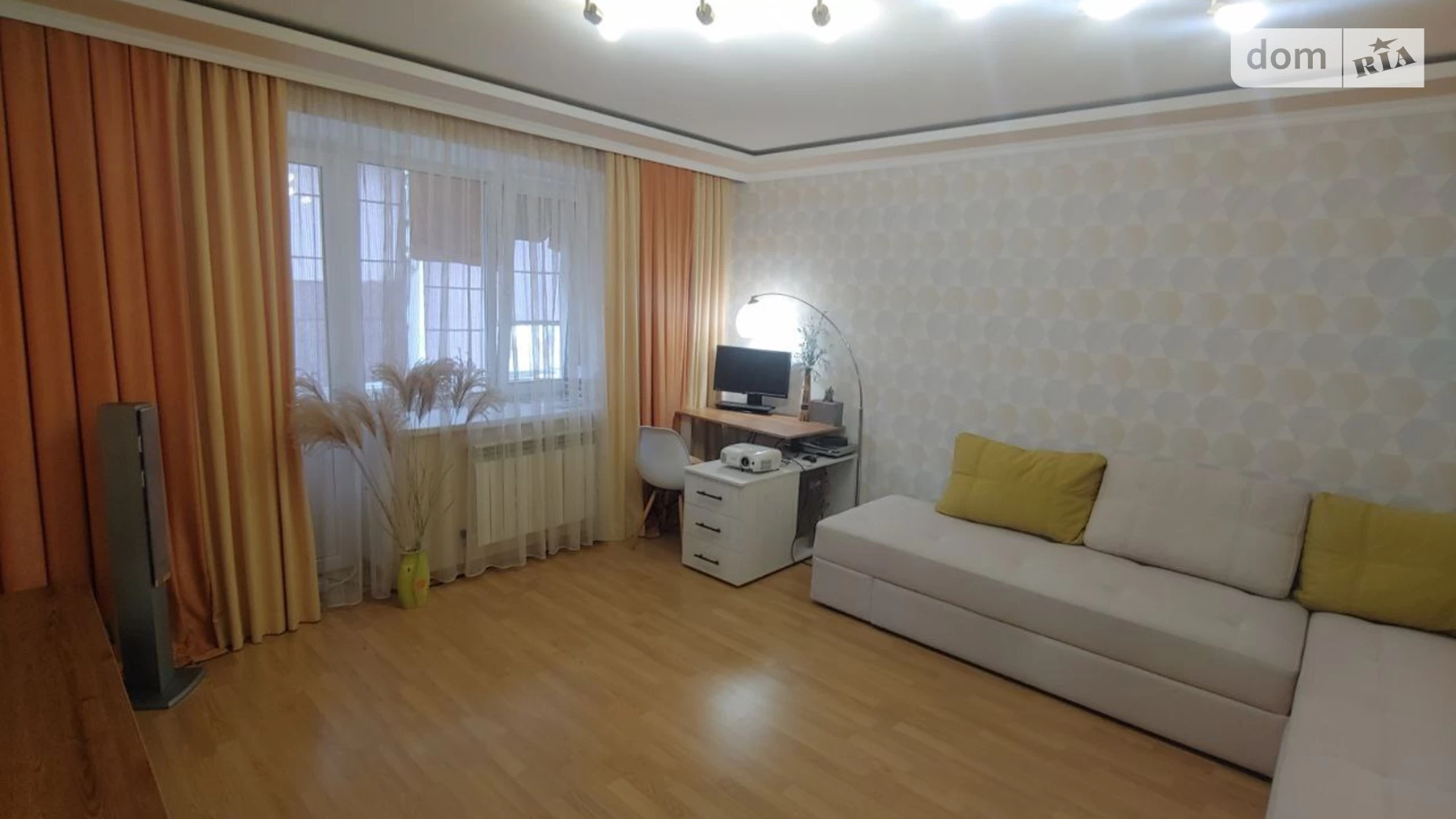 Продается 2-комнатная квартира 76 кв. м в Хмельницком, просп. Мира, 75 - фото 2