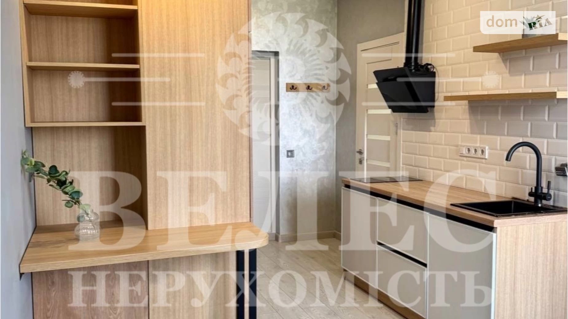 Продается 1-комнатная квартира 29.6 кв. м в Киеве, ул. Лучистая, 42 - фото 2