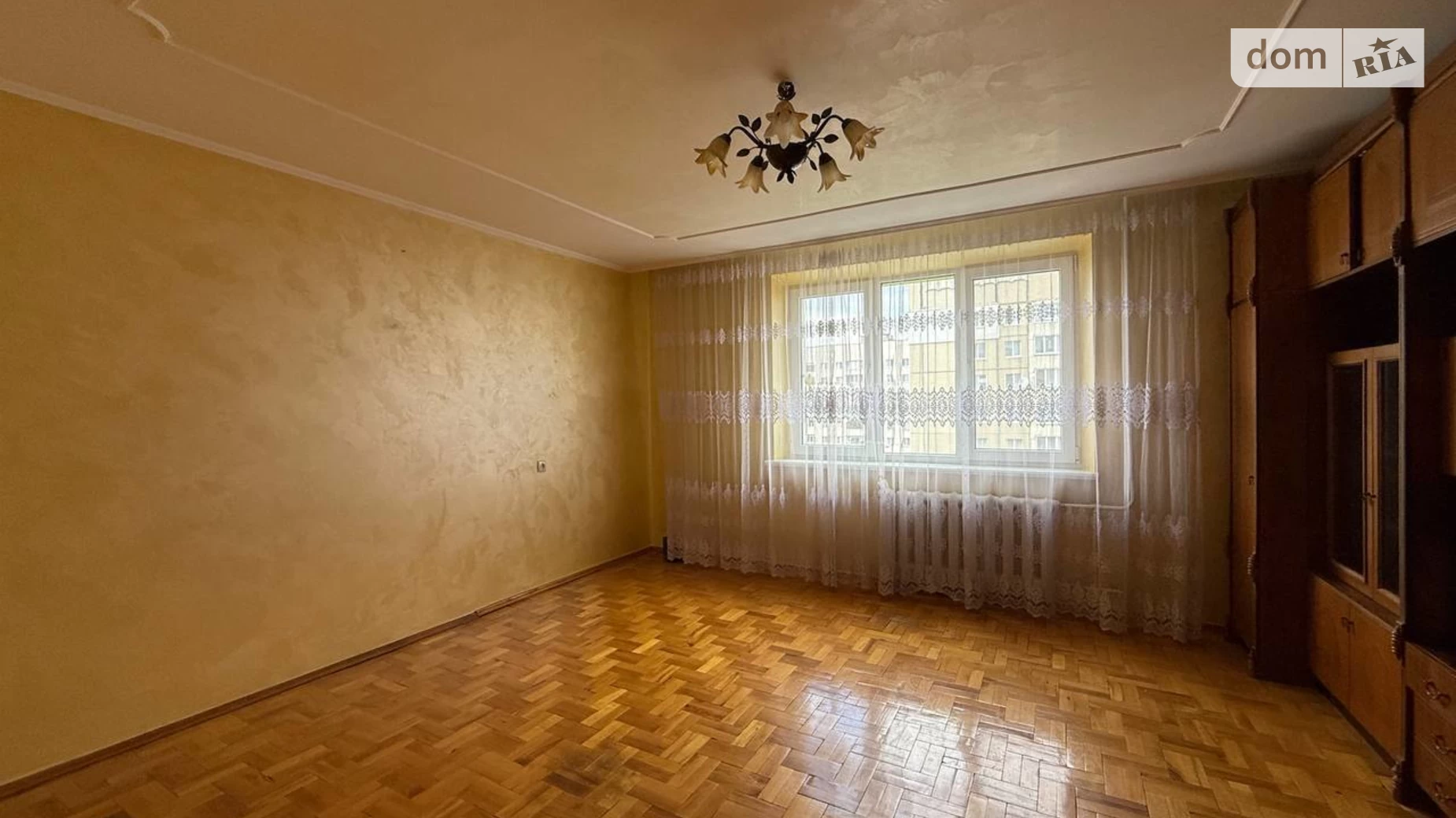 Продается 3-комнатная квартира 72 кв. м в Львове, ул. Антонича, 32 - фото 2