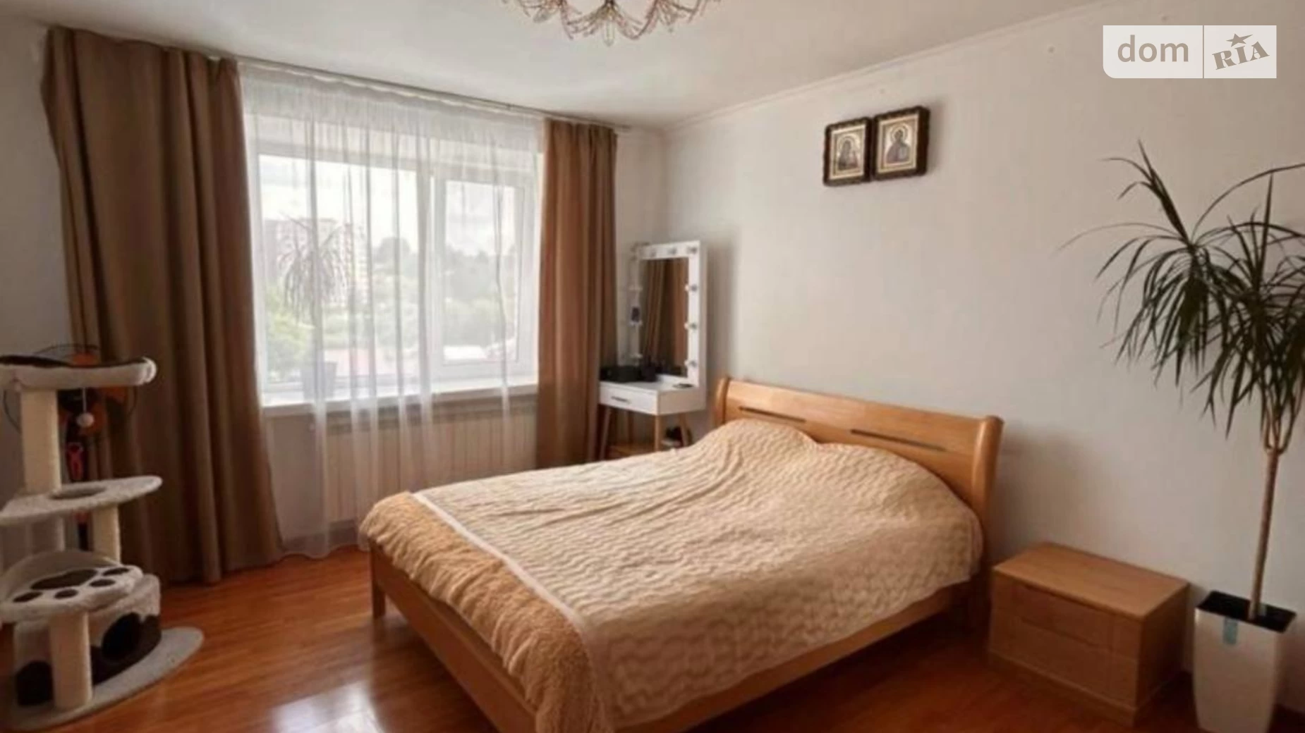 3-комнатная квартира 70 кв. м в Тернополе, ул. Тихая - фото 2