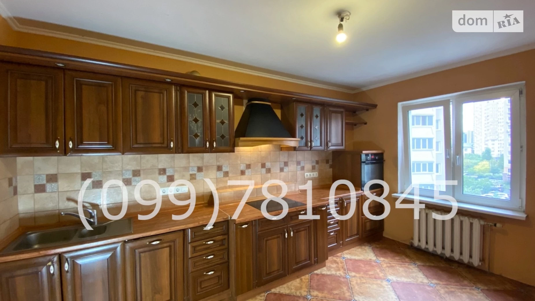 Продается 3-комнатная квартира 93.7 кв. м в Киеве, ул. Урловская, 15 - фото 2