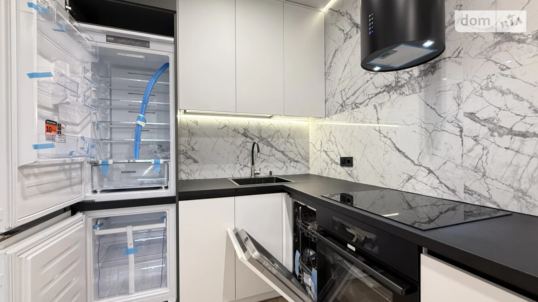 Продається 2-кімнатна квартира 62 кв. м у Рівному, вул. Студентська, 24А - фото 2