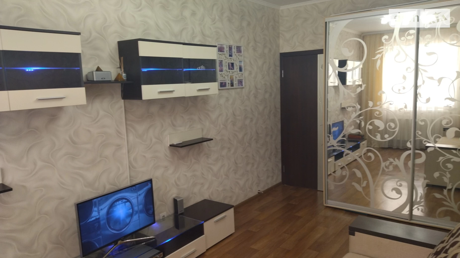 Продается 2-комнатная квартира 49 кв. м в, цена: 35000 $ - фото 2