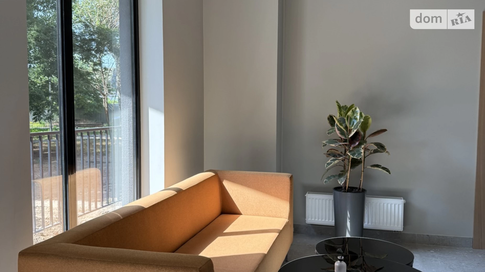 Продается 1-комнатная квартира 45 кв. м в Одессе, ул. Чубаевская, 1 - фото 2