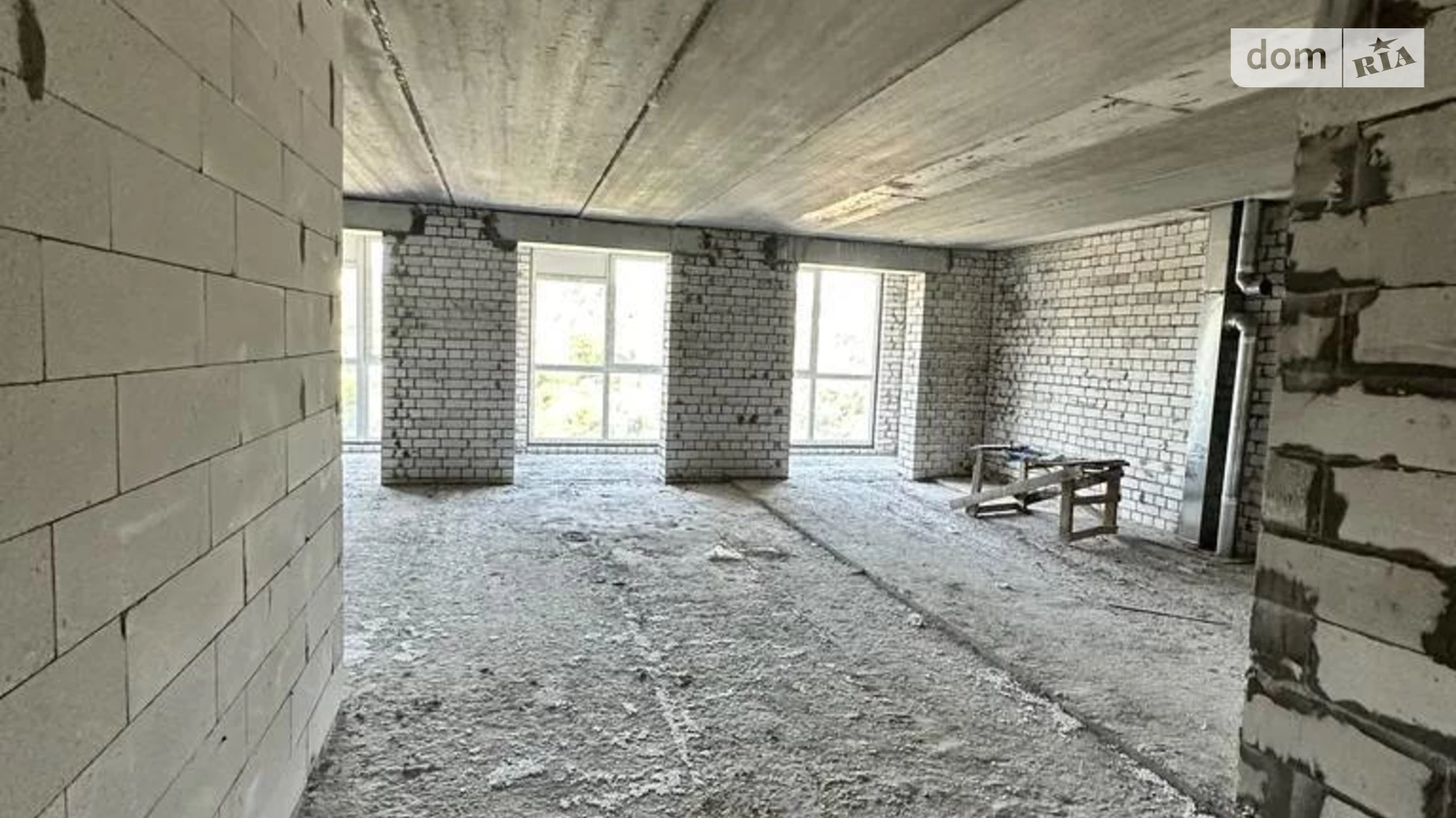 Продается 3-комнатная квартира 76 кв. м в Днепре, ул. Мандрыковская, 51Л - фото 2