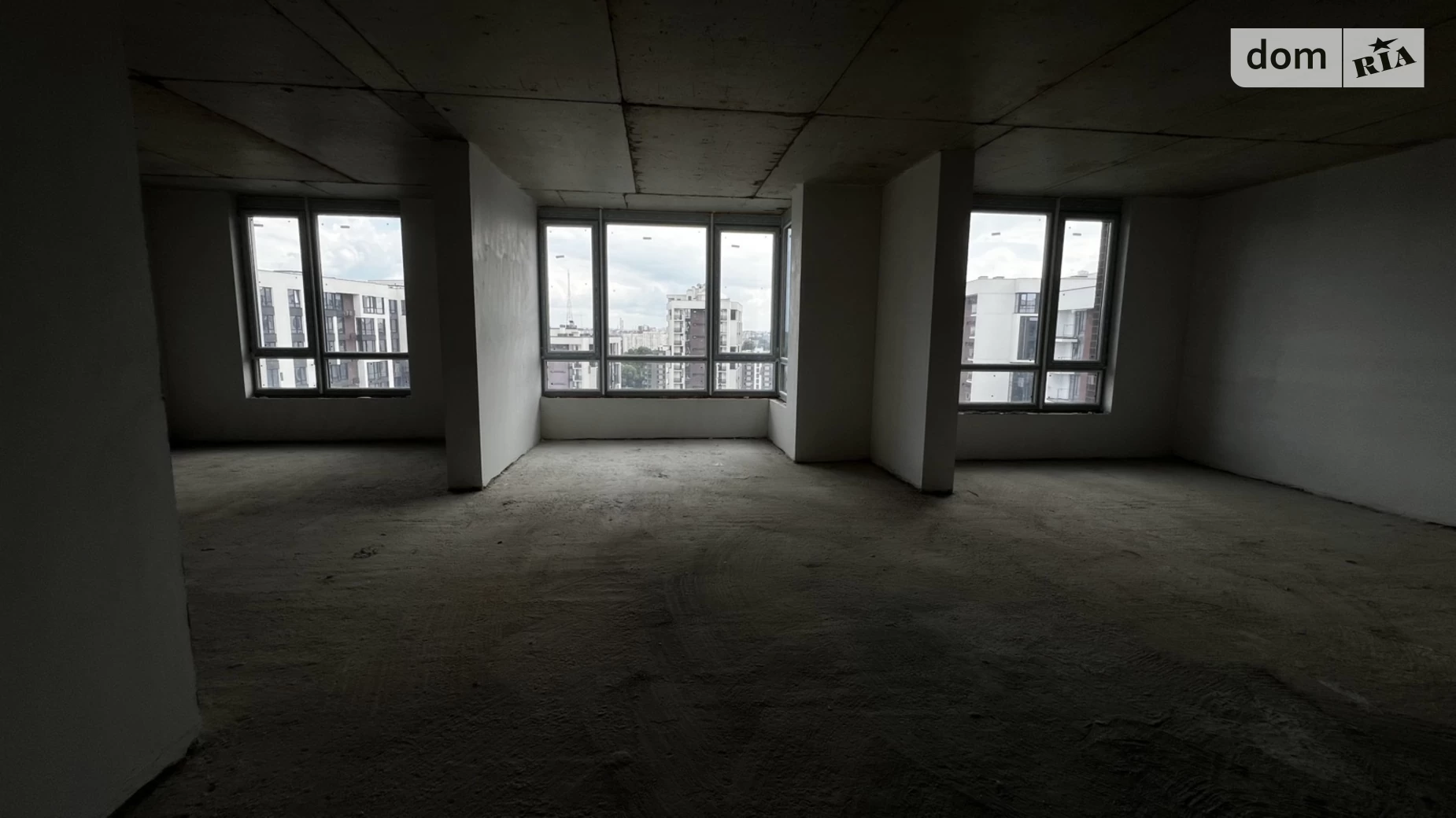 Продается 3-комнатная квартира 82 кв. м в Ивано-Франковске, ул. Ленкавского, 34/7 - фото 2