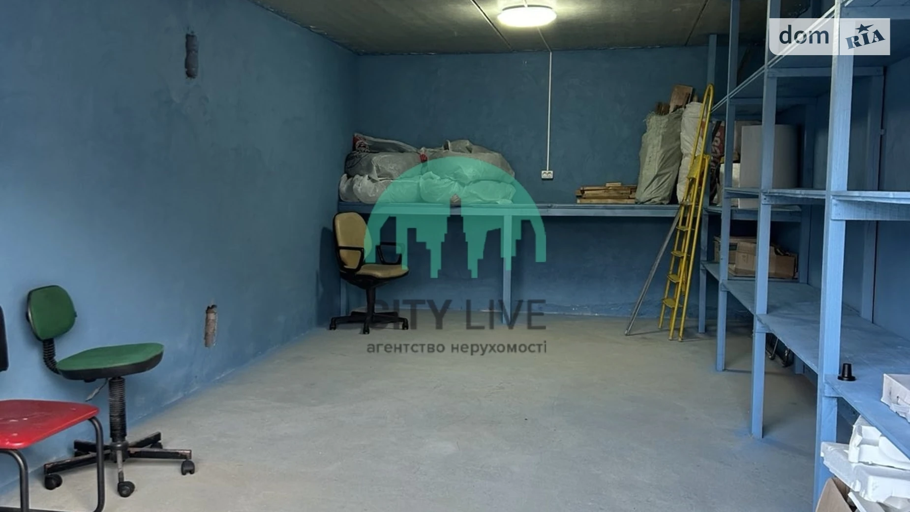 Сдается в аренду отдельно стоящий гараж под легковое авто на 26 кв. м, цена: 3000 грн - фото 4