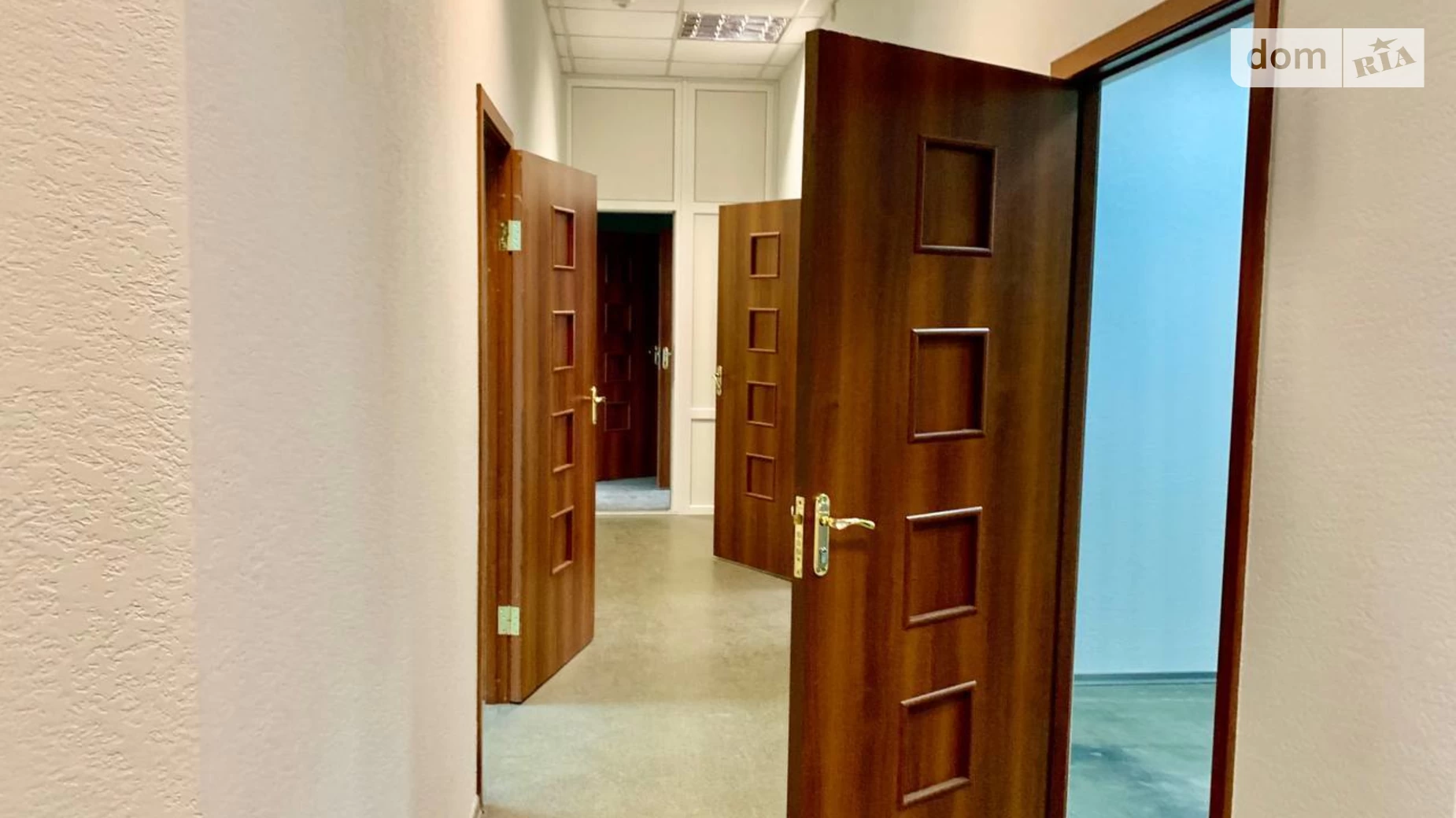 Сдается в аренду офис 274 кв. м в бизнес-центре, цена: 82200 грн - фото 4