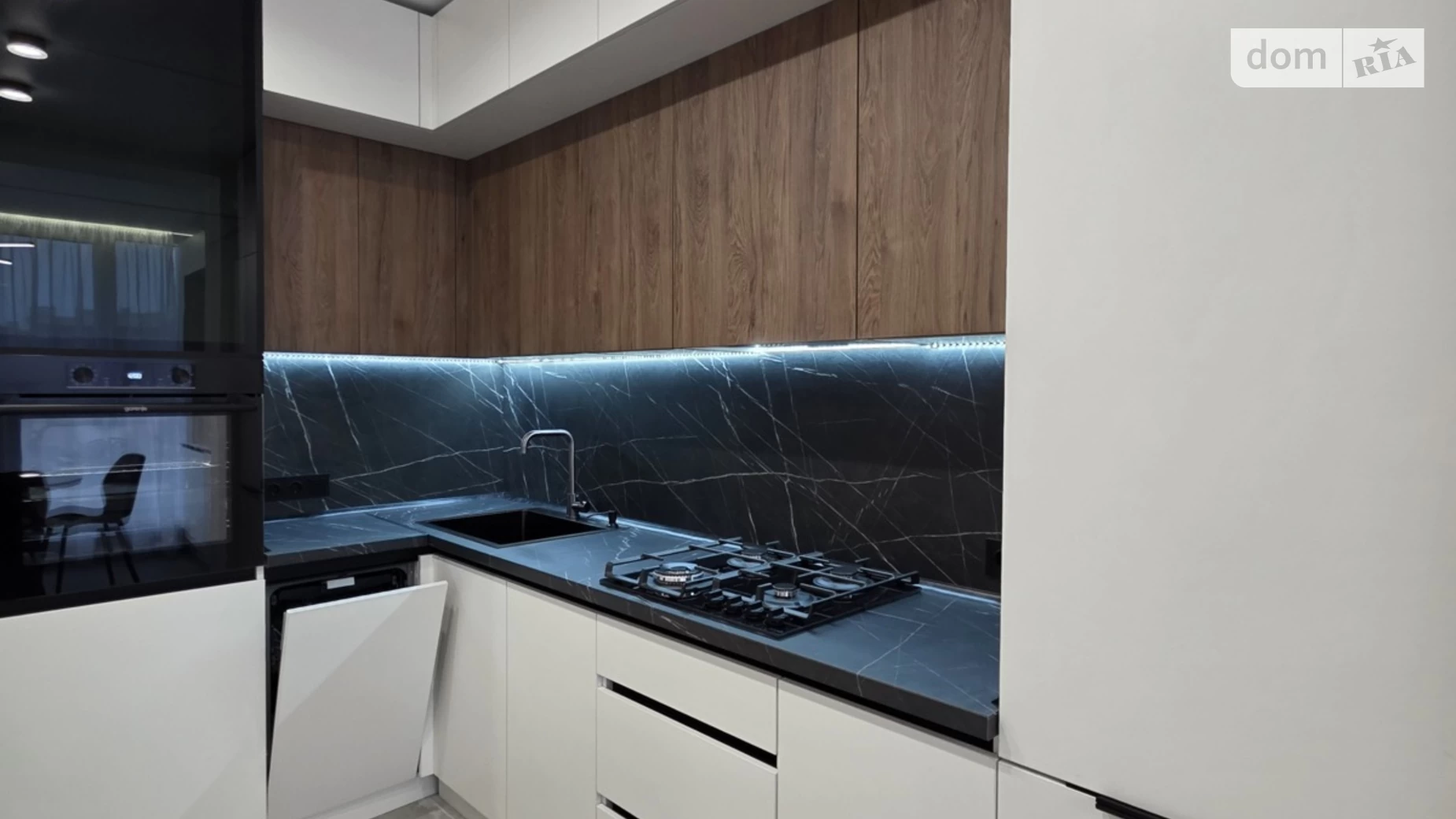 Продается 1-комнатная квартира 41 кв. м в Софиевской Борщаговке, ул. Счастливая, 63 - фото 3