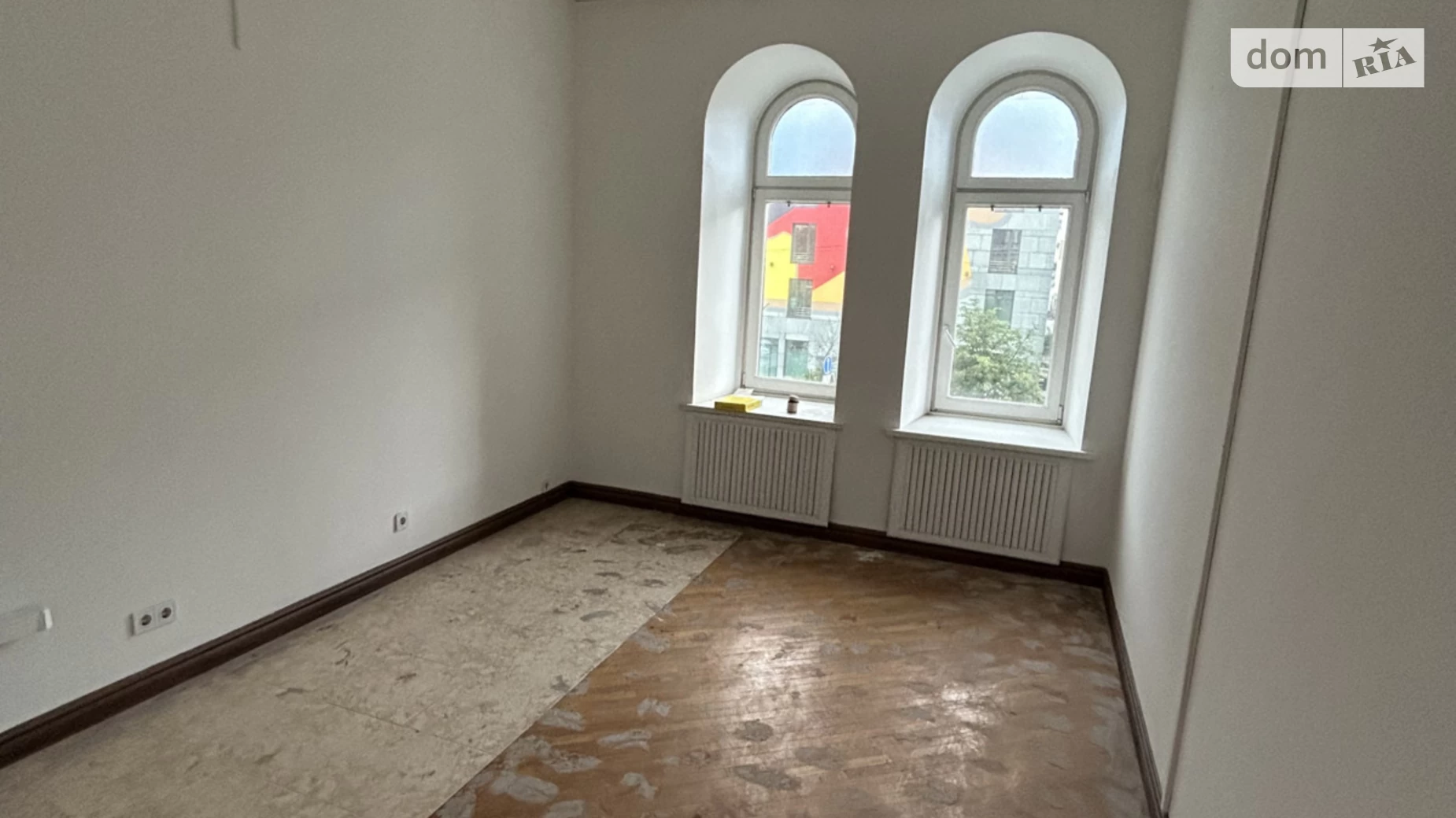 Сдается в аренду офис 180 кв. м в бизнес-центре, цена: 1900 $ - фото 3