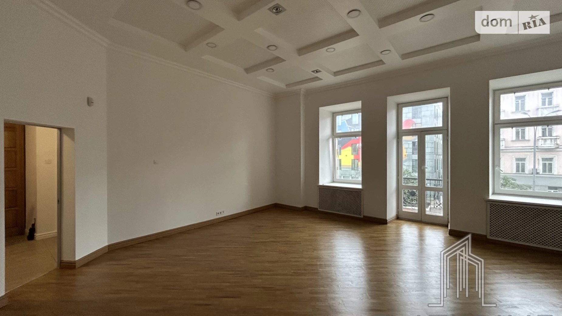 Сдается в аренду офис 180 кв. м в бизнес-центре, цена: 1900 $ - фото 2