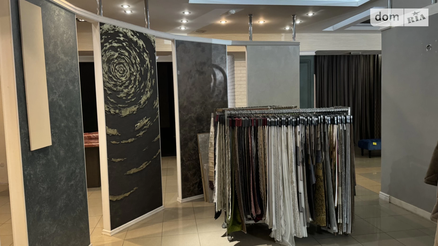 Сдается в аренду помещения свободного назначения 140 кв. м в 5-этажном здании, цена: 1100 $ - фото 3