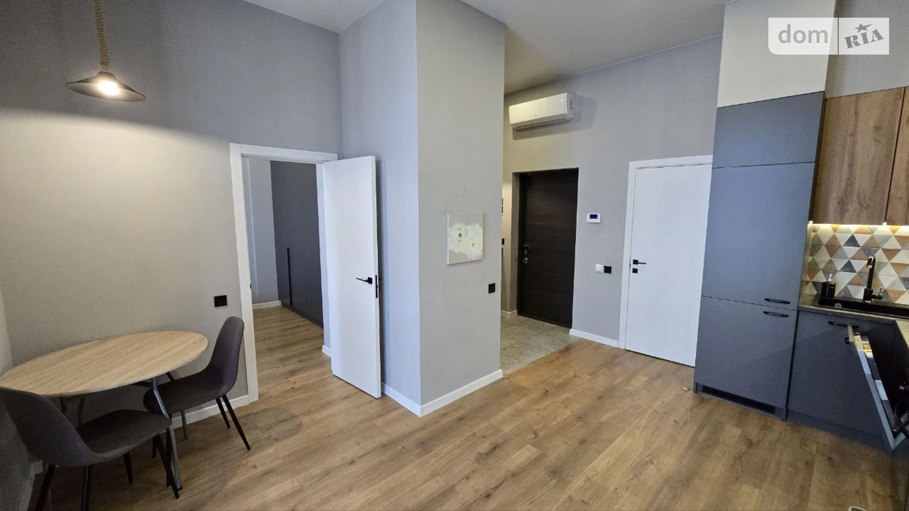 Продается 2-комнатная квартира 43.6 кв. м в Днепре, ул. Костомаровская, 1А корпус 4 - фото 2