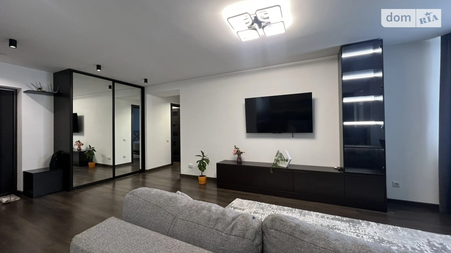 2-кімнатна квартира 80 кв. м у Тернополі, вул. Галицька, 29Б - фото 2