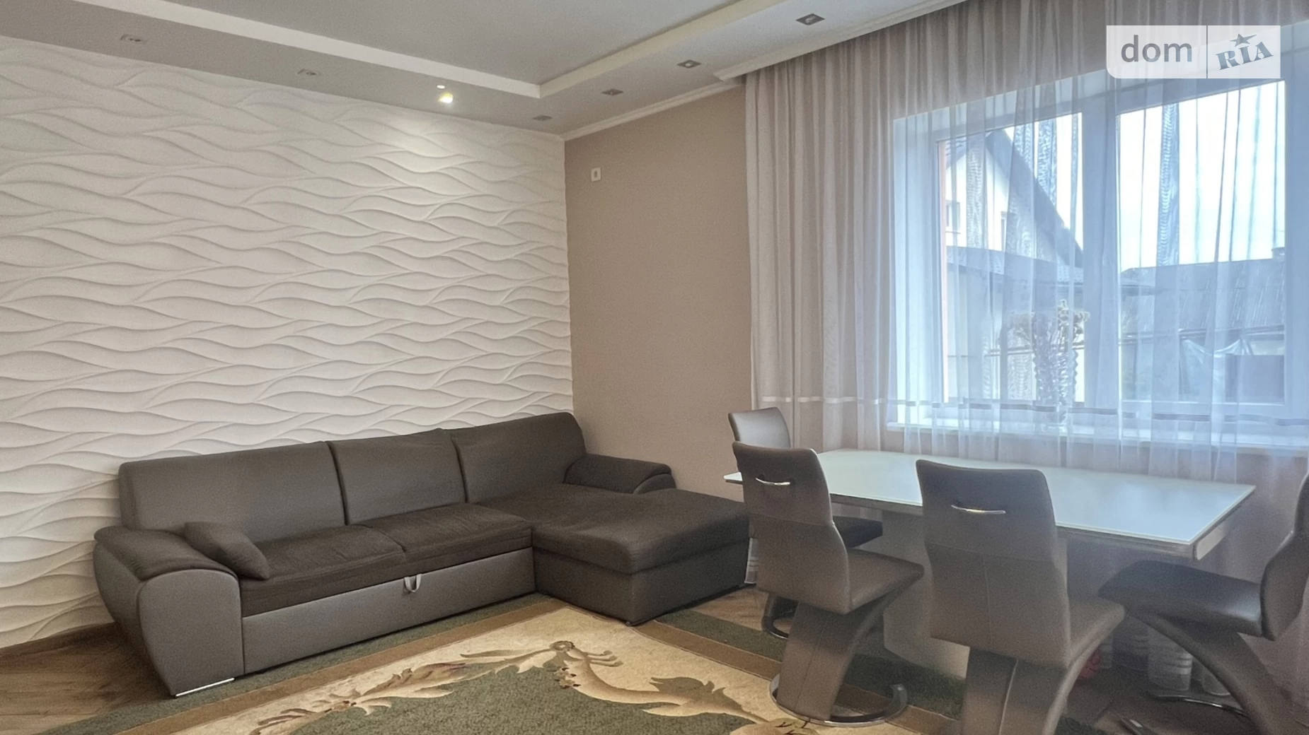 Продается 2-комнатная квартира 80 кв. м в Петрикове, ул. Шептицкого, 189 - фото 2