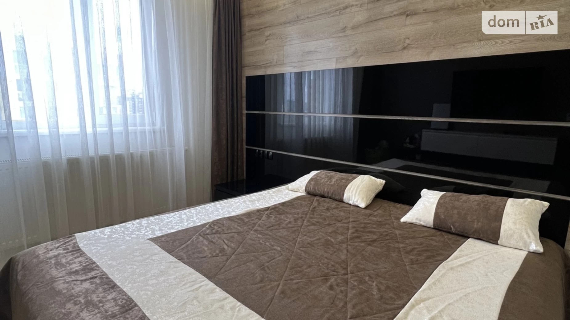 2-комнатная квартира 64 кв. м в Тернополе, ул. Белогорская - фото 3