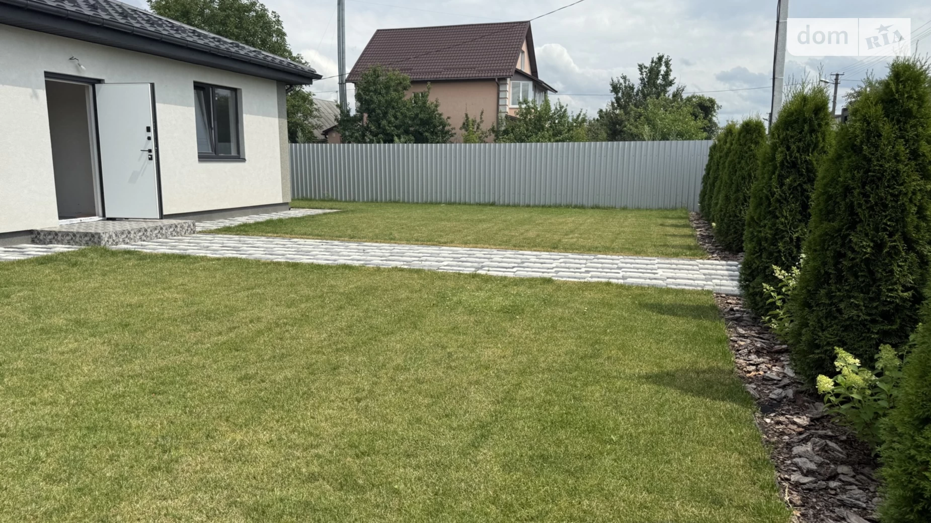 Продается одноэтажный дом 107 кв. м с беседкой, цена: 69000 $ - фото 4