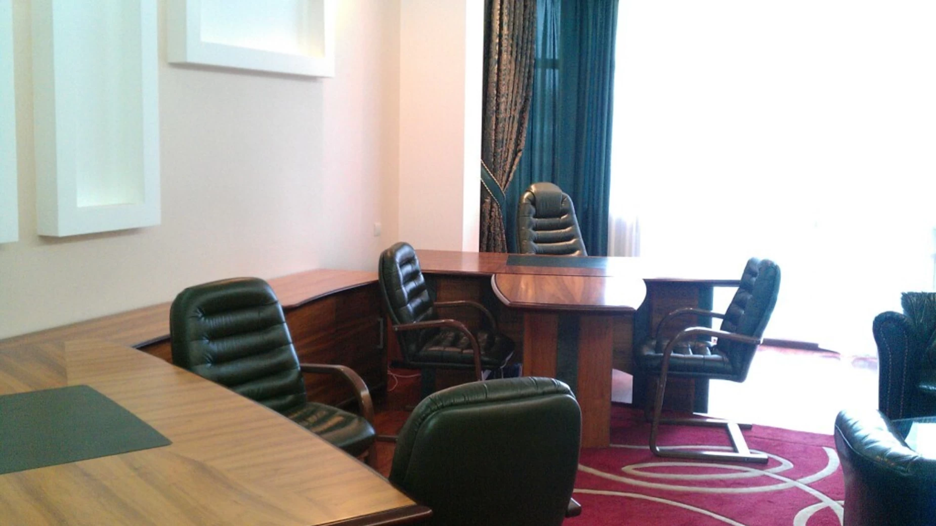 Продается 3-комнатная квартира 142.4 кв. м в Киеве, ул. Коновальца Евгения, 32Б - фото 2