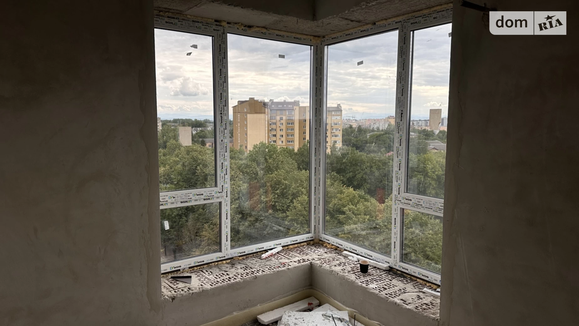 Продается 1-комнатная квартира 47.4 кв. м в Ивано-Франковске, ул. Волошина Августина - фото 4